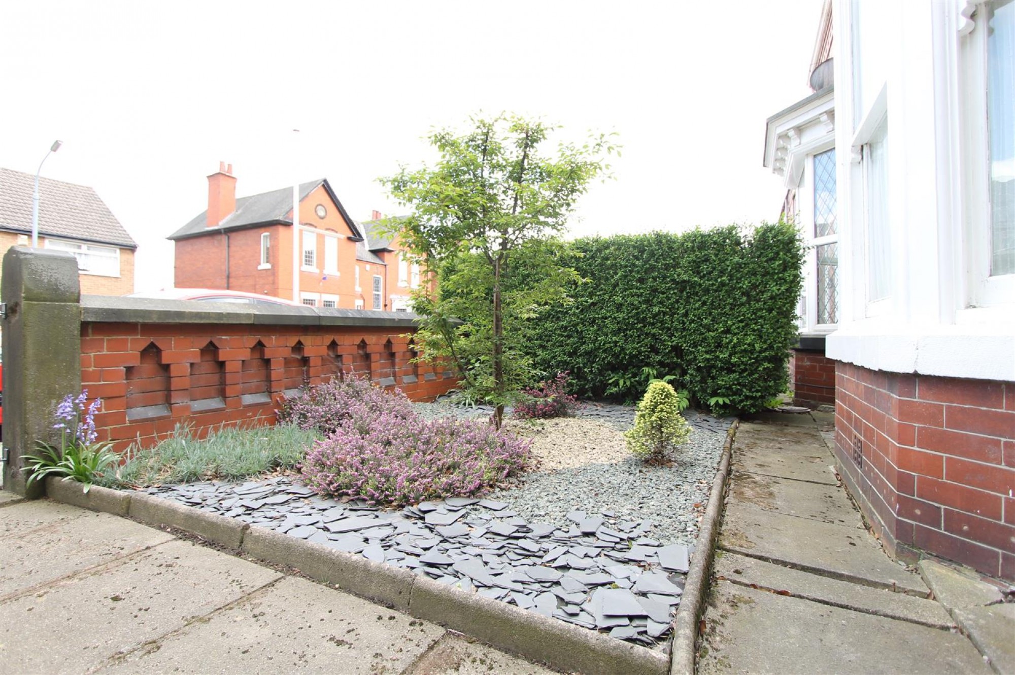 Avenue Road, Chesterfield