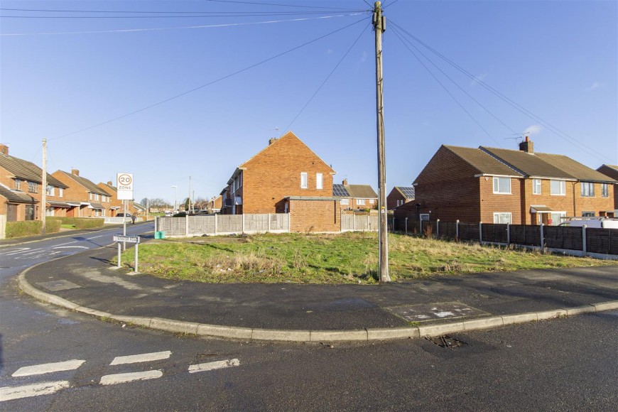 Middlecroft Road South, Staveley, Chesterfield