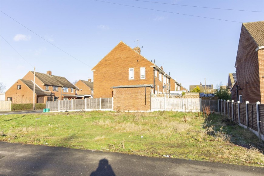 Middlecroft Road South, Staveley, Chesterfield