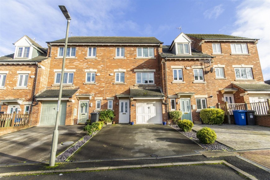 Martindale Close, Staveley, Chesterfield