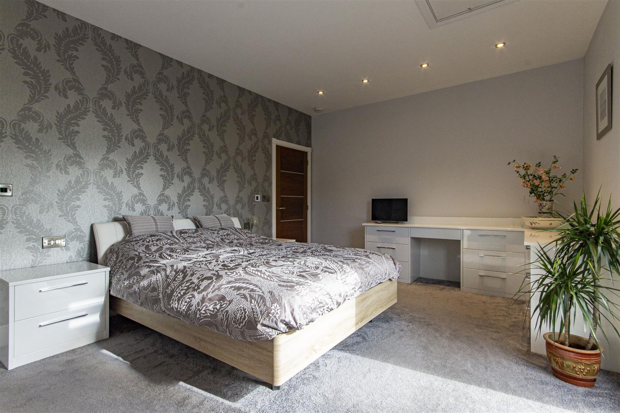 Dunston Grange, off Dunston Lane, Chesterfield