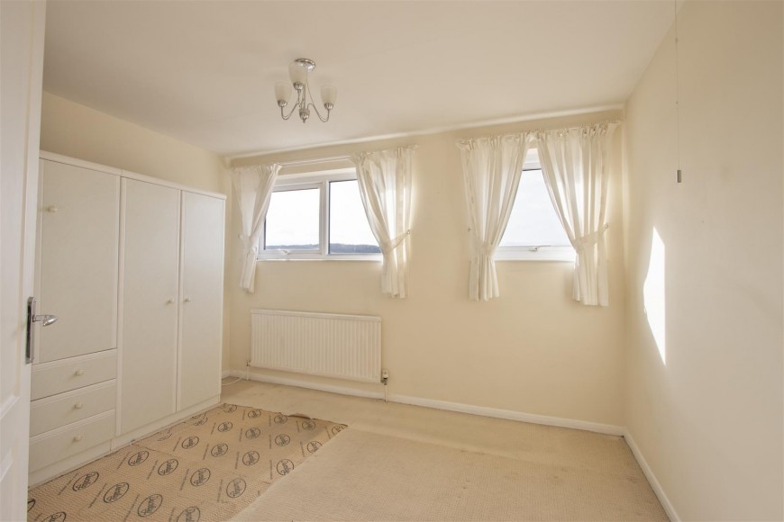 Oak Crescent, Wingerworth, Chesterfield