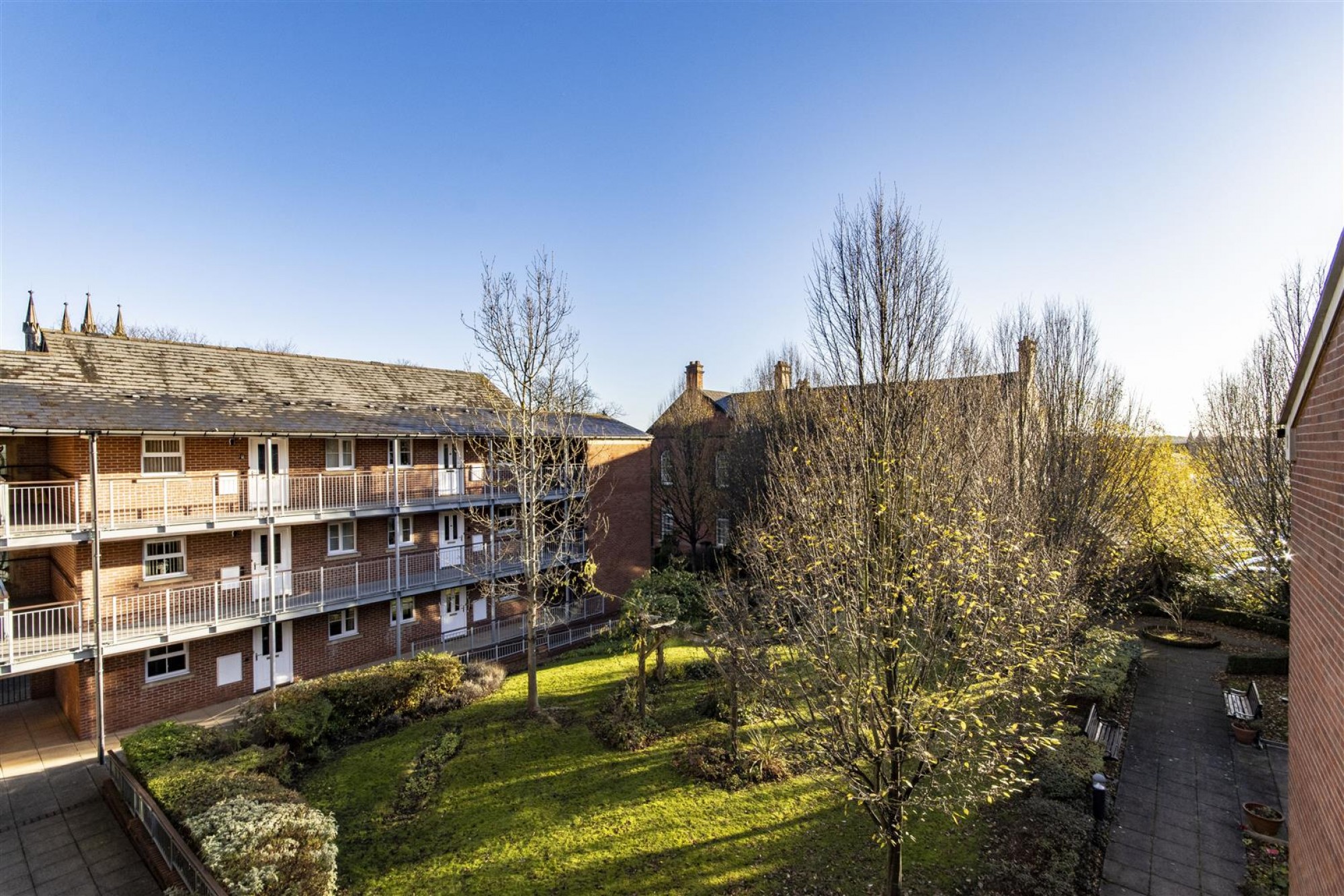 Stirling Court, off Nightingale Close, Chesterfield