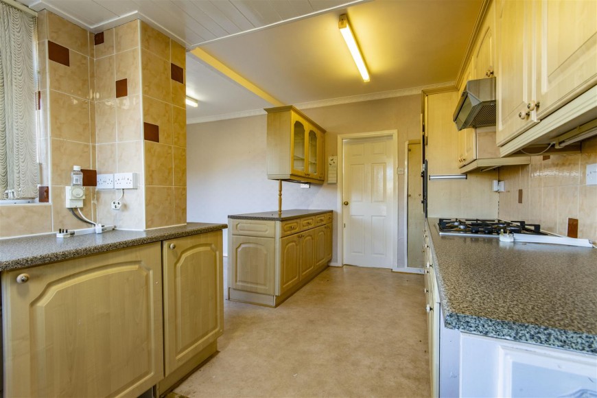 Rayleigh Avenue, Brimington, Chesterfield