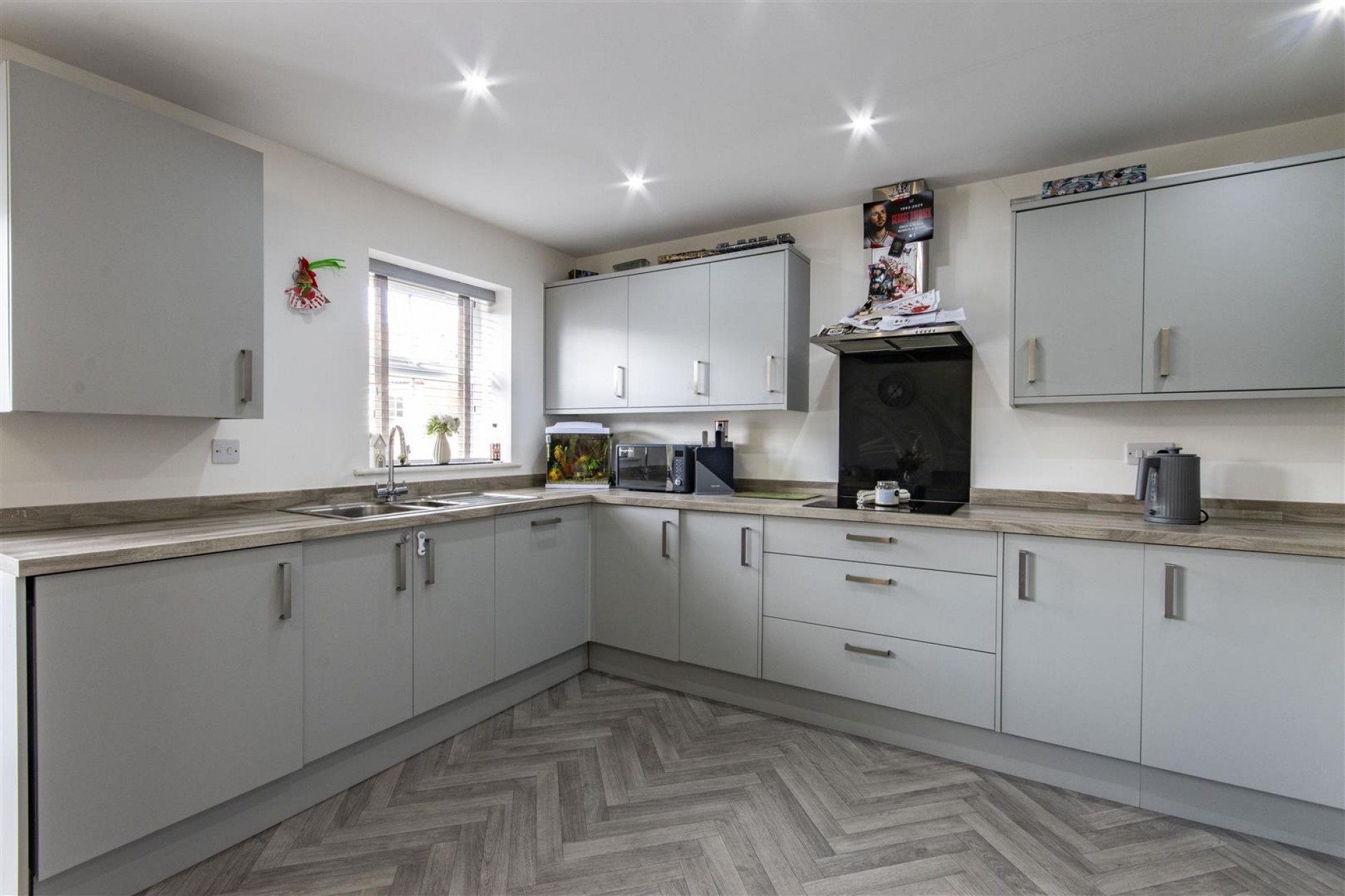 Almond Avenue, Barlborough, Chesterfield