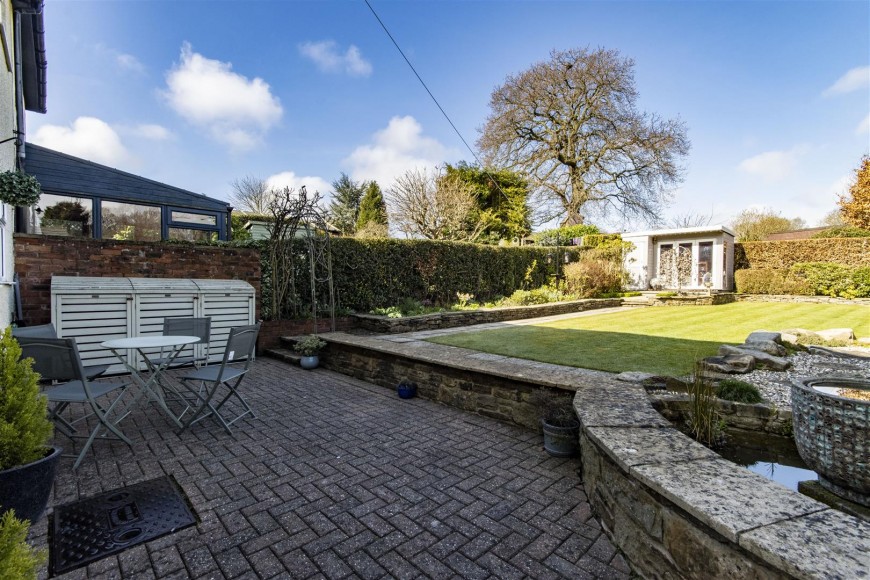 The Crescent, Holymoorside, Chesterfield