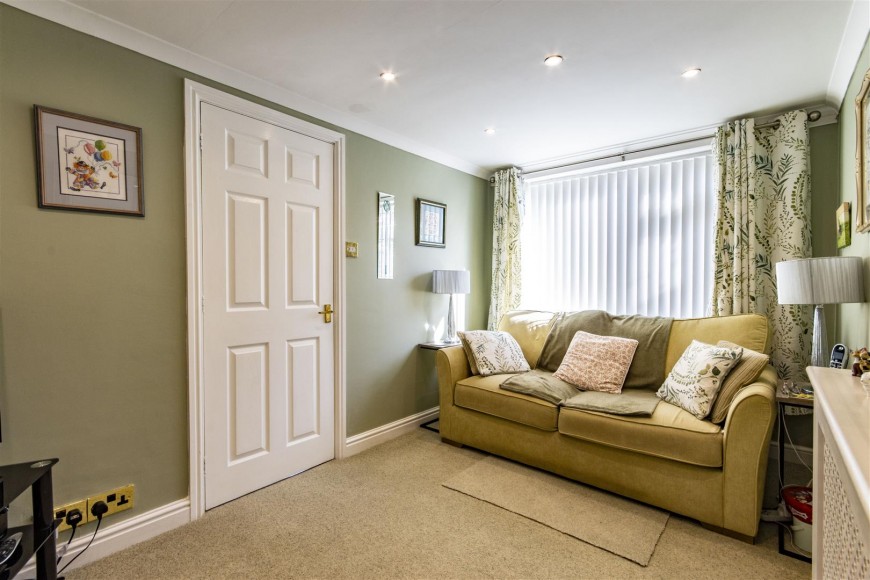 Yew Tree Drive, Old Tupton, Chesterfield