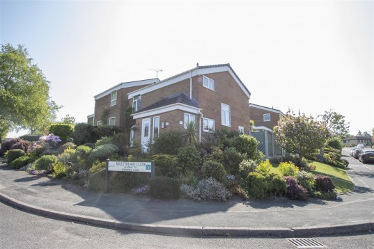 Lake View Avenue, Walton, Chesterfield