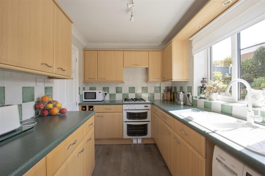 Lake View Avenue, Walton, Chesterfield