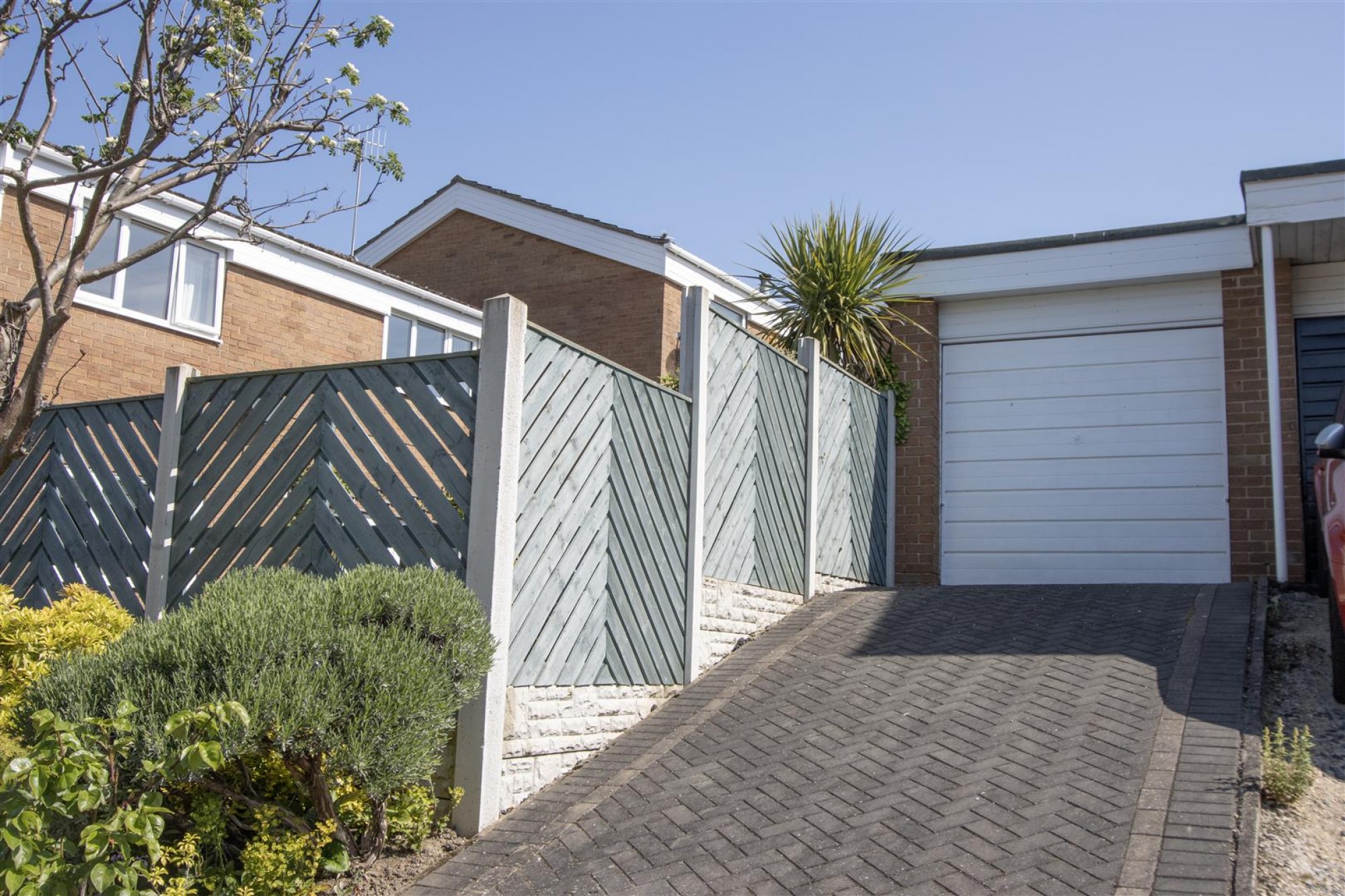 Lake View Avenue, Walton, Chesterfield