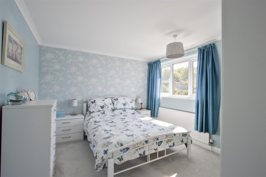 Lake View Avenue, Walton, Chesterfield