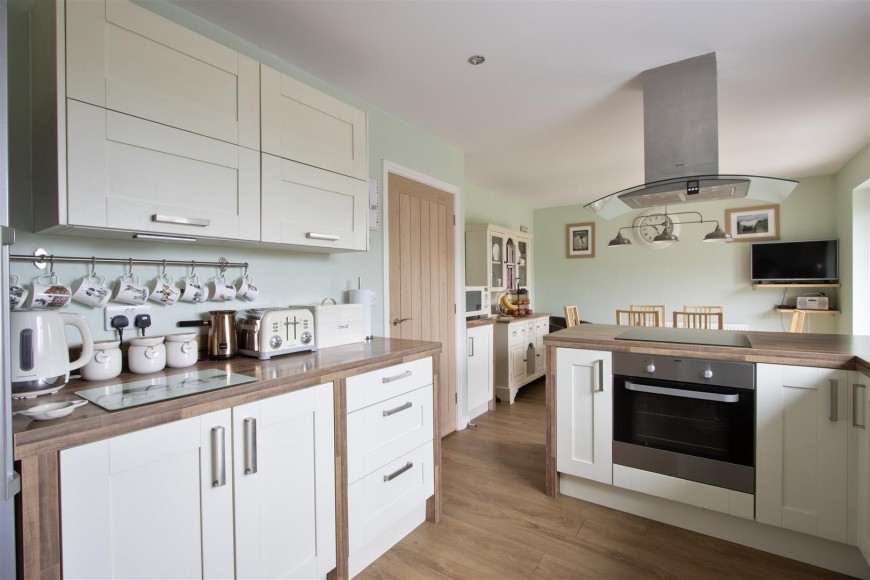Windwhistle Drive, Grassmoor, Chesterfield