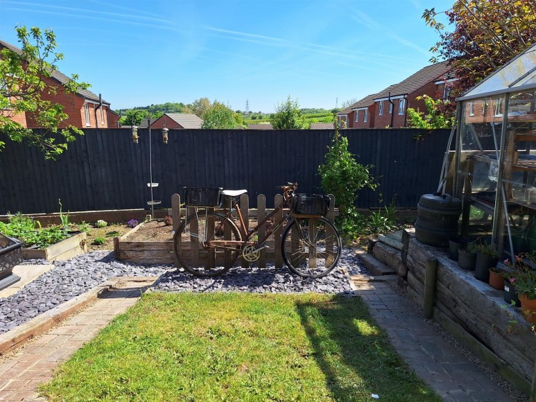 Windwhistle Drive, Grassmoor, Chesterfield