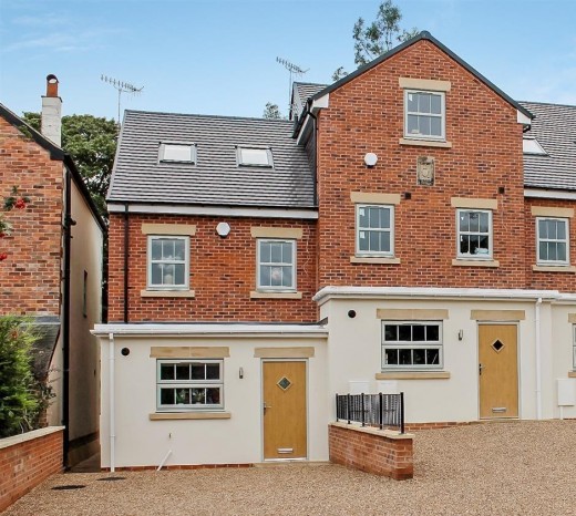 Main Road, Cutthorpe, Chesterfield