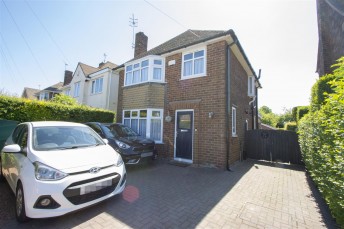 Broomfield Avenue, Hasland, Chesterfield