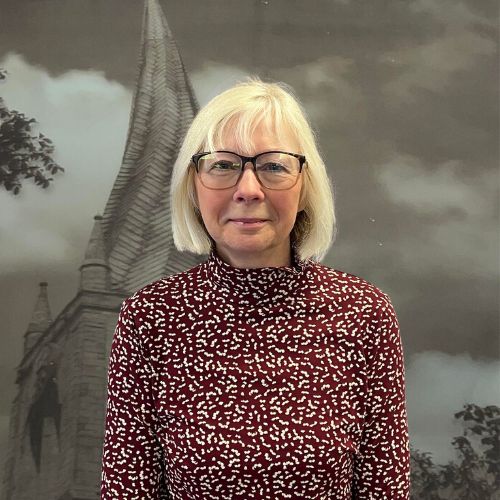Leigh Leigh, Sales Advisor